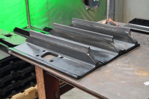 Grouser relug bar on shoes (3)